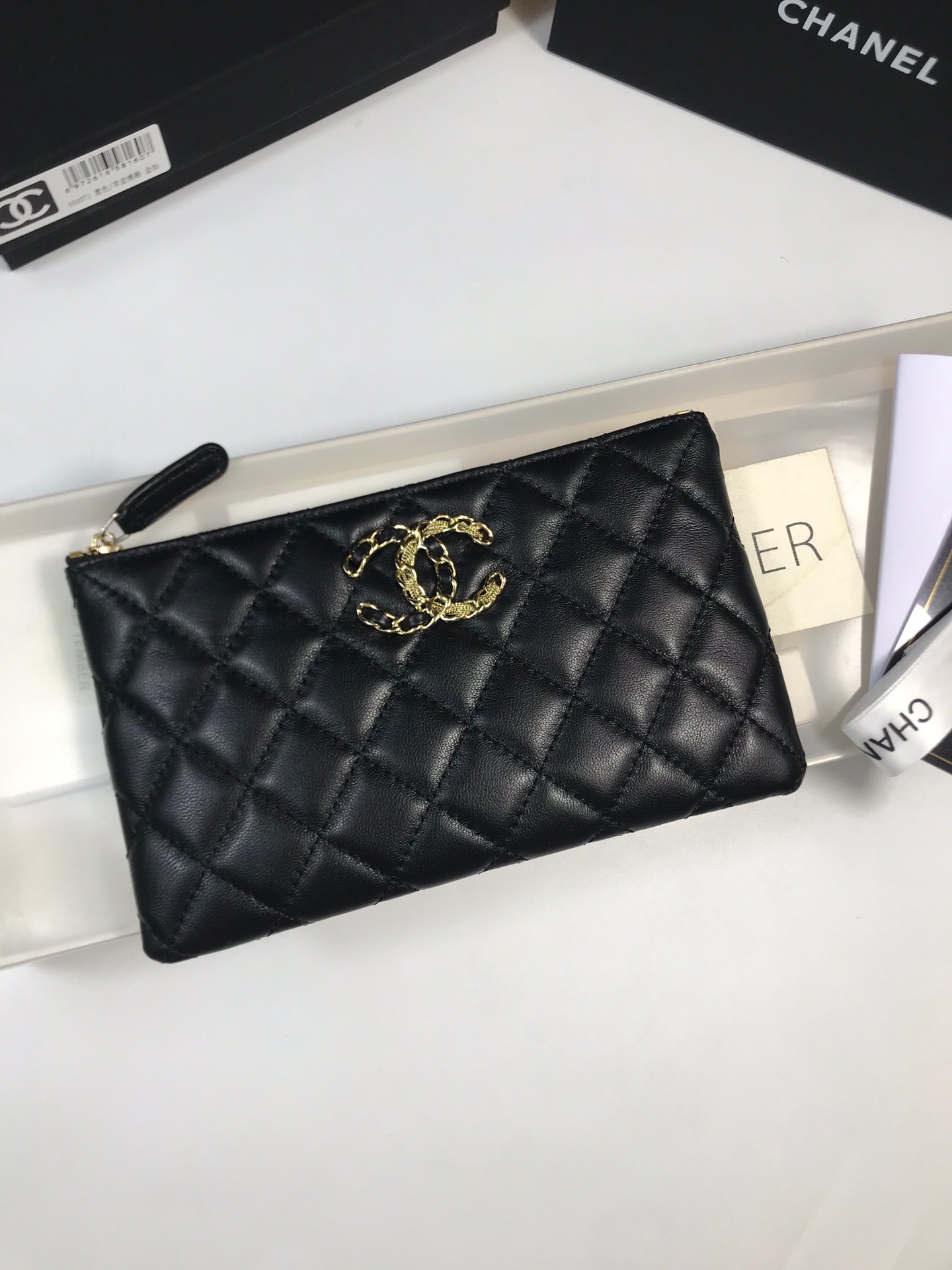 芸能人愛用Chanel シャネル 実物の写真 N品スーパーコピー財布代引き対応国内発送後払い安全必ず届く優良サイト
